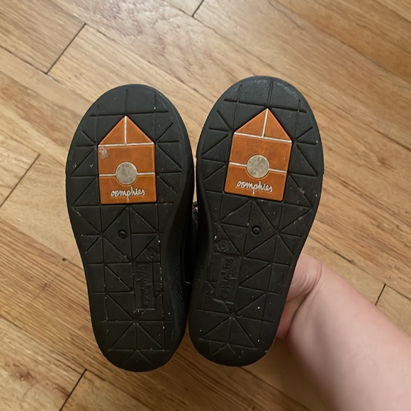 A little used but still looks in pretty good condition (: - Picture 3 of 6